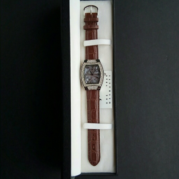 Genevex Quartz Watch - Picture 2 of 6